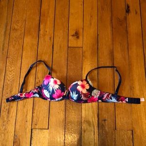 PINK Wear Everywhere Lightly Lined Bra